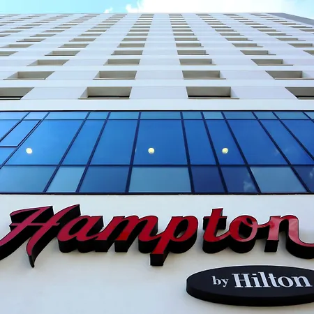 酒店 华沙市中心希尔顿汉普顿酒店 华沙