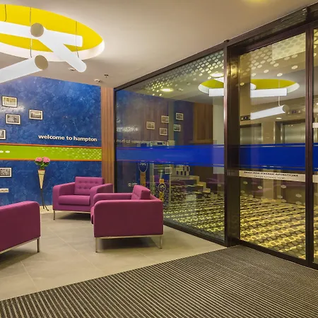 华沙市中心希尔顿汉普顿酒店 酒店 3*