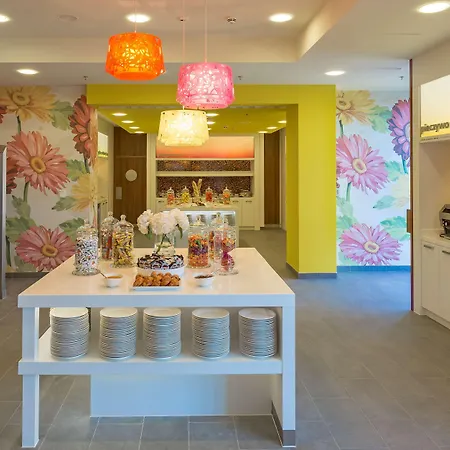 酒店 华沙市中心希尔顿汉普顿酒店 华沙