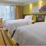 Hotel Hampton By Hilton Centre 3*