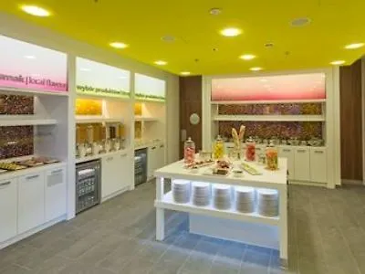 Hotel Hampton By Hilton Centre 3*