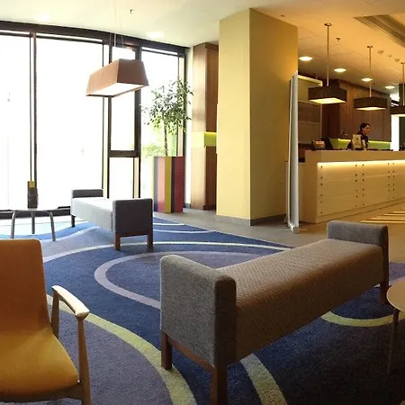 Hotell Hampton By Hilton Centre 3*