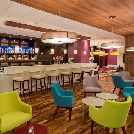 Hampton By Hilton Centre Hotel