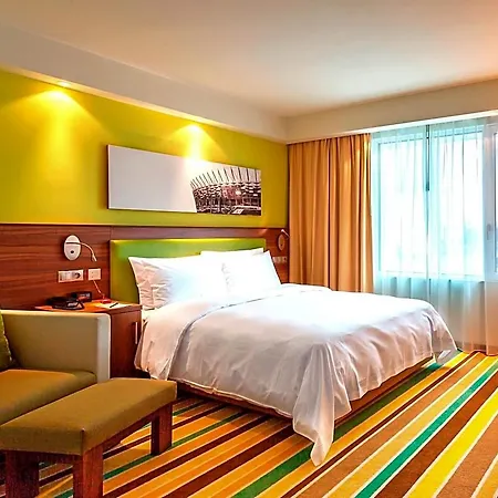 Hotel Hampton By Hilton Centre 3*