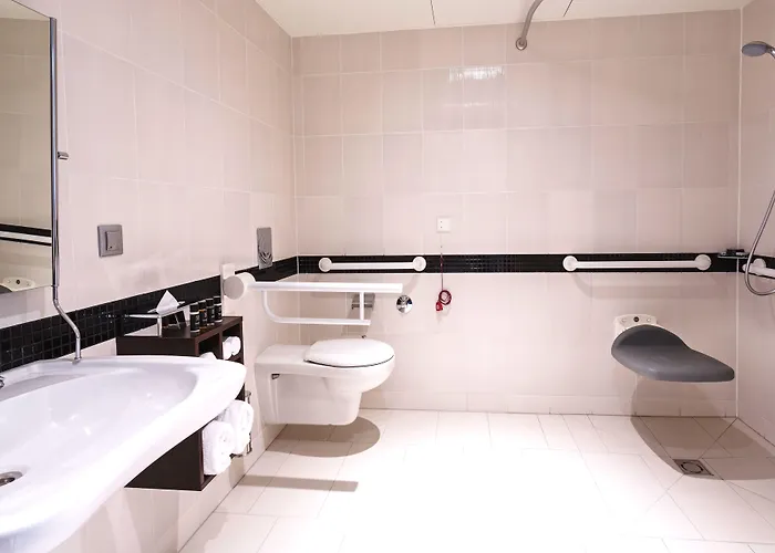 Hampton By Hilton Centre Hotel