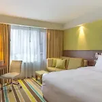 Hotel Hampton By Hilton Centre 3*