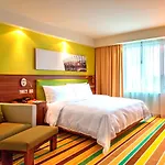 Hampton By Hilton Centre Hotel