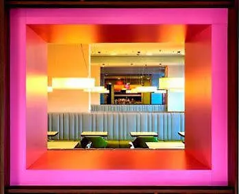 Hampton By Hilton Centre 3* Varšava