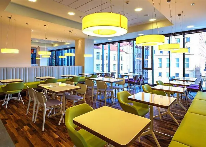 Hampton By Hilton Centre Hotel 3*